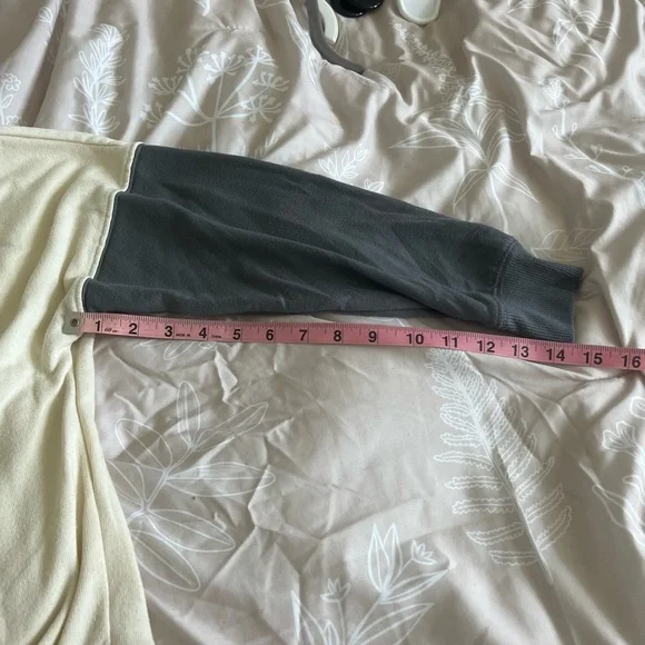 dog mom sweatshirt - Picture 2 of 6